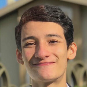 Lucas Paiva Headshot