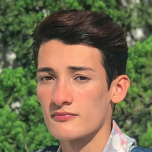 Lucas Paiva Headshot