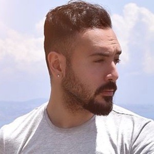 Luigi Lauro Headshot 3 of 8