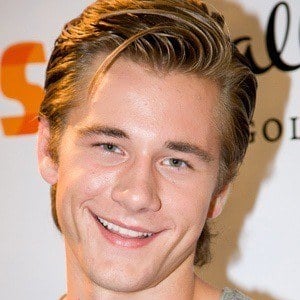 Luke Benward at age 17