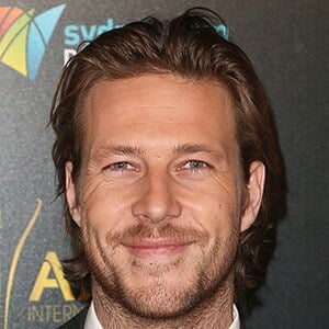 Luke Bracey Headshot 9 of 10