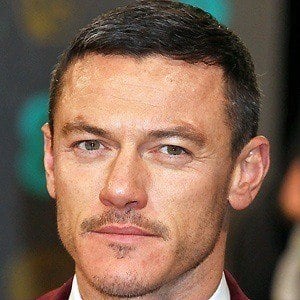 Luke Evans - Bio, Facts, Family | Famous Birthdays