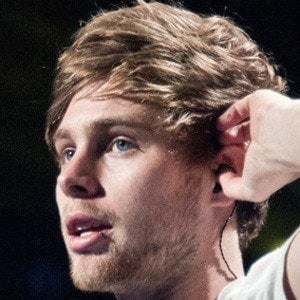 Luke Hemmings Headshot 8 of 9