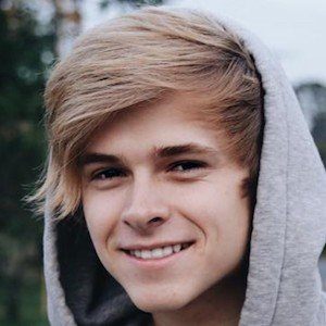 Luke Korns - Age, Family, Bio | Famous Birthdays