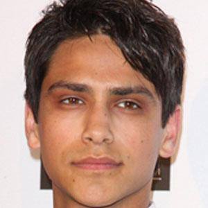 Luke Pasqualino Headshot 3 of 8