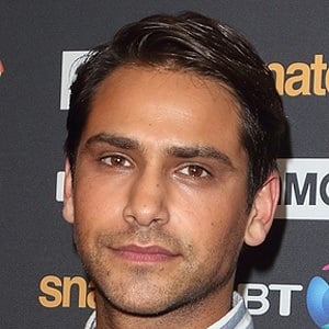 Luke Pasqualino Headshot 7 of 8