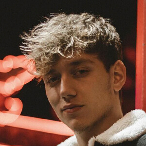 Luke Sebastian Romeo Headshot 2 of 6