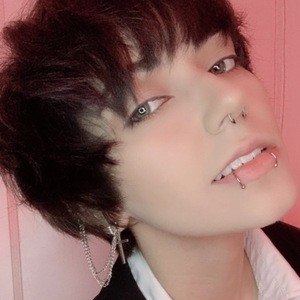 LunaxElf Headshot 2 of 2