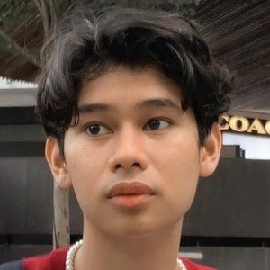 Lutfi Alamsyah Headshot 9 of 10