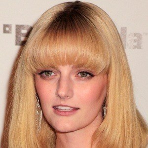 Lydia Hearst Headshot 7 of 10