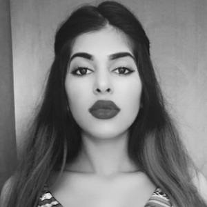 Lyla Gupta Headshot 10 of 10