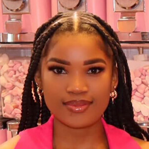 Mbali Mzobe Headshot 2 of 6