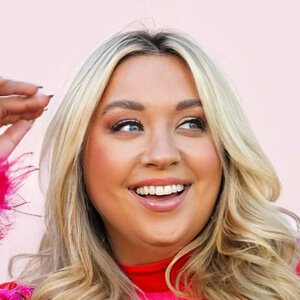 Mackenzie Dudzik Headshot 2 of 8