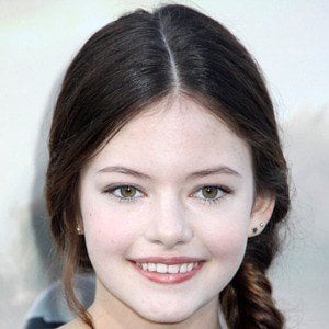 Mackenzie Foy - Bio, Facts, Family | Famous Birthdays