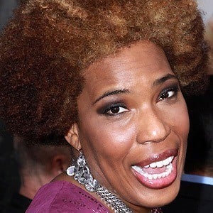 Macy Gray at age 43