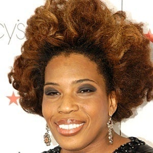 Macy Gray Headshot 4 of 8