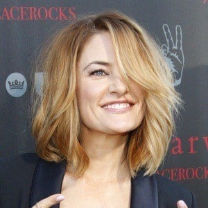 Madchen Amick at age 44