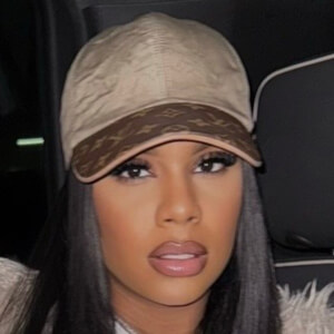 Maddie Narley Headshot 3 of 9