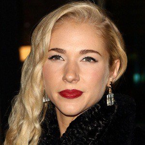 Maddy Hill Headshot 4 of 4