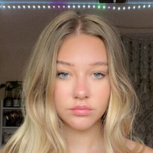 maddythesillygoose Headshot 3 of 3