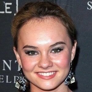 Madeline Carroll Headshot 8 of 10