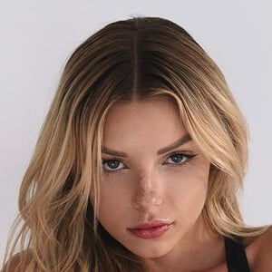 Madi Teeuws at age 26