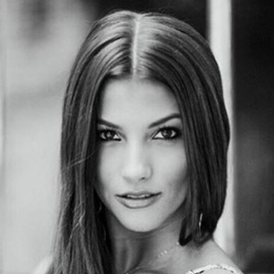 Madison Berg Headshot 5 of 10