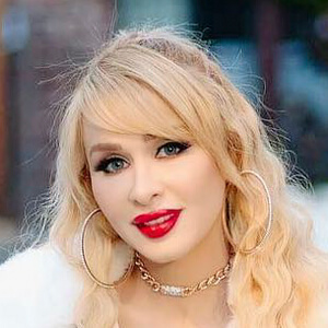 Maesa Dasouqi Headshot 4 of 4