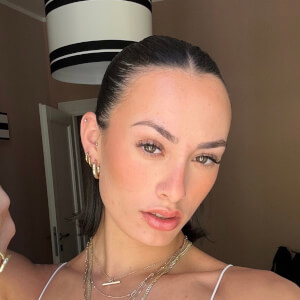 Mafe Anzures Headshot 11 of 11