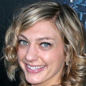 Mageina Tovah - Bio, Family, Trivia | Famous Birthdays