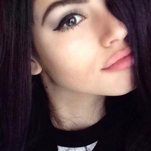 Maggie Lindemann Headshot 3 of 3