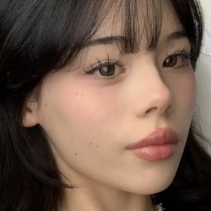 maggielivings at age 18