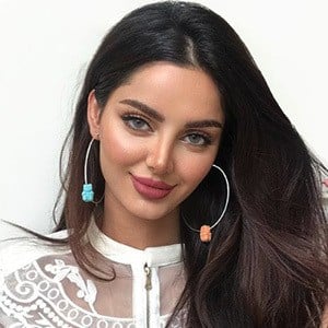 Mahlagha Jaberi - Age, Family, Bio | Famous Birthdays