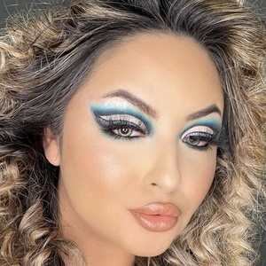 makeupby_analiza at age 28