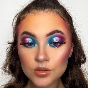 Makeuppbyruthie Headshot 3 of 10