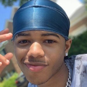 Malachi Carey - Age, Family, Bio | Famous Birthdays