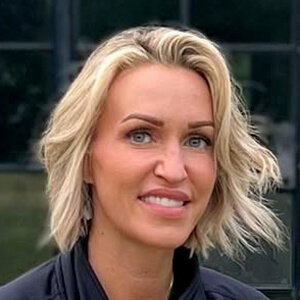 MaligatorMom Headshot 5 of 6