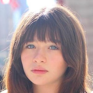 Malina Weissman at age 13