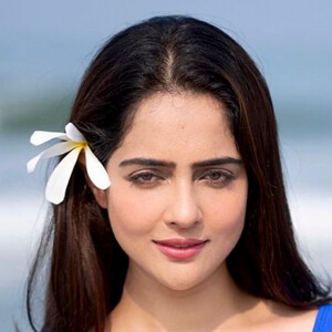 Malvi Malhotra Headshot 5 of 9