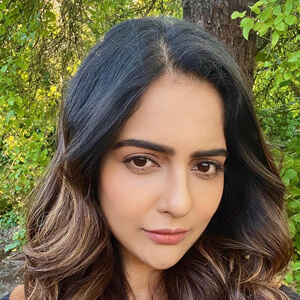 Malvi Malhotra Headshot