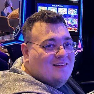 MamuteLIVE Headshot 2 of 3