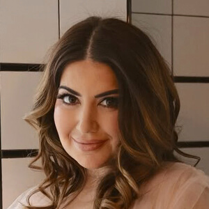 Mandy Ansari Headshot 5 of 6
