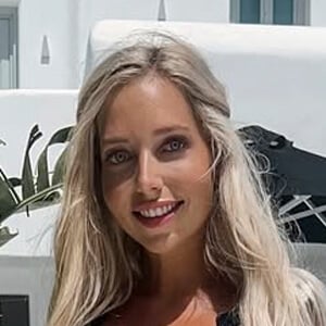 Mareen Schauder Headshot 5 of 7