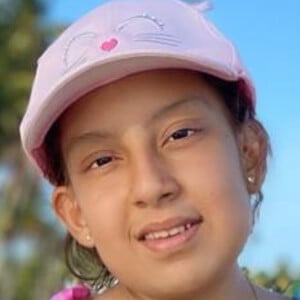 Maria Clara Divertida at age 13
