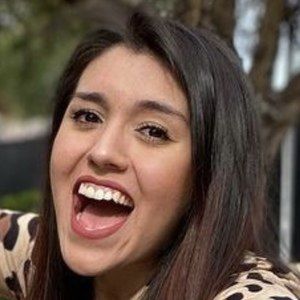 Maria Estrada Headshot
