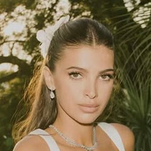Maria Mazanova Headshot 6 of 8