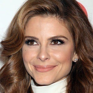 Maria Menounos Headshot 8 of 10