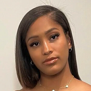 Mariah Ashley Headshot 2 of 6