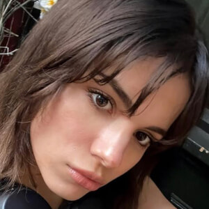 Mariam Shem Headshot 5 of 7