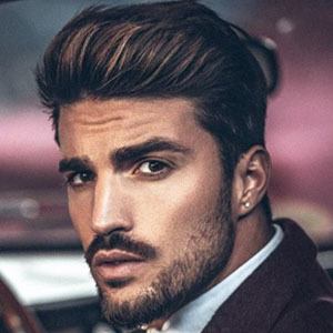 Mariano Di Vaio Headshot 4 of 10